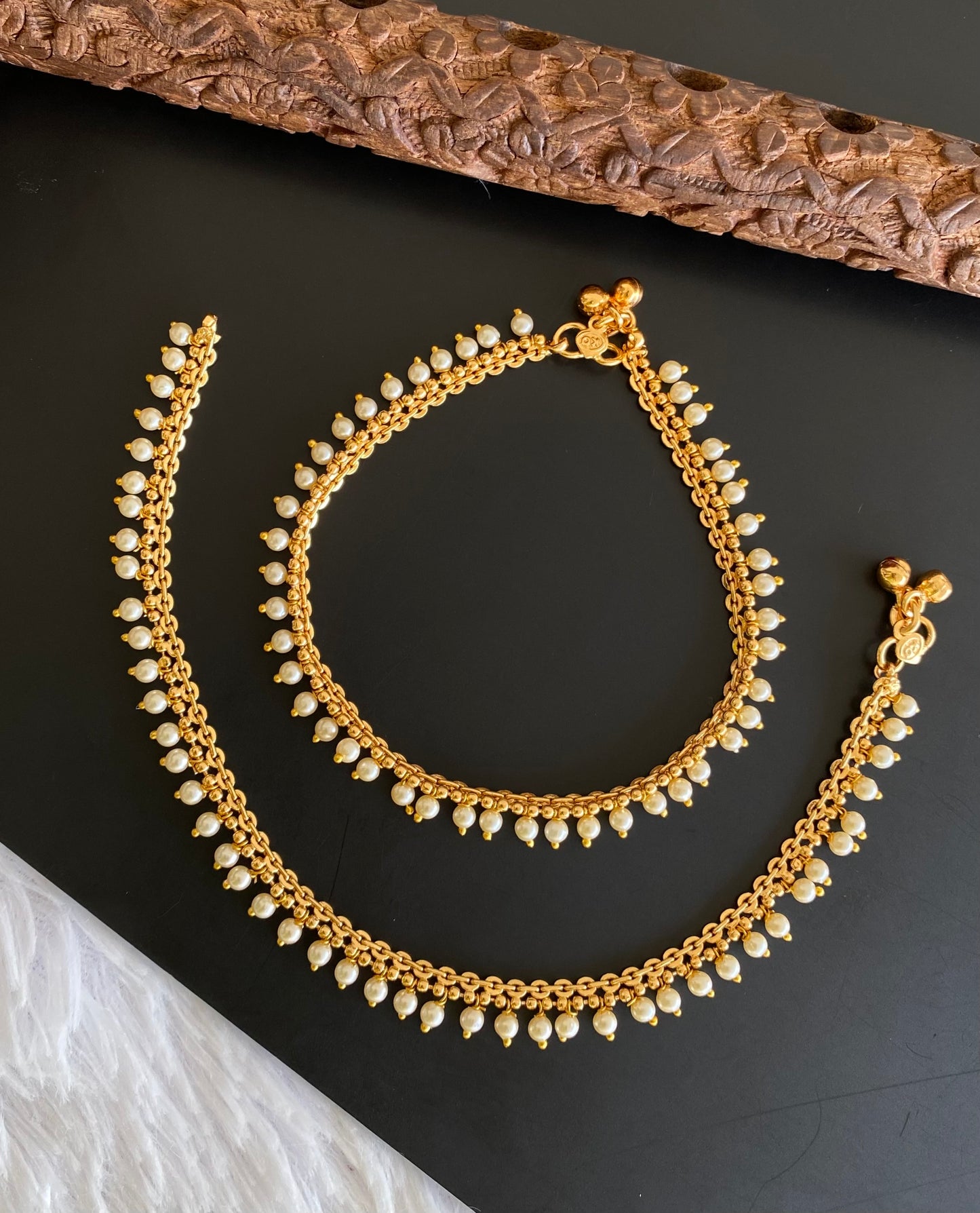 Antique gold tone pearl anklets set dj-53202