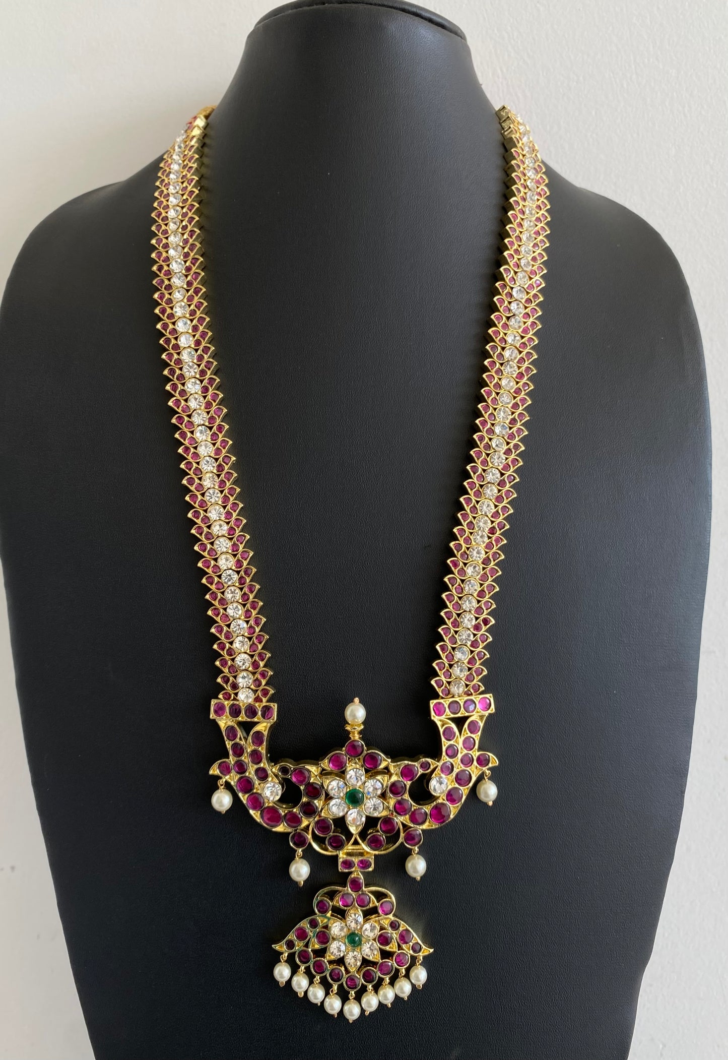 Gold tone precious kemp-green-white peacock flower pearl haar dj-53357