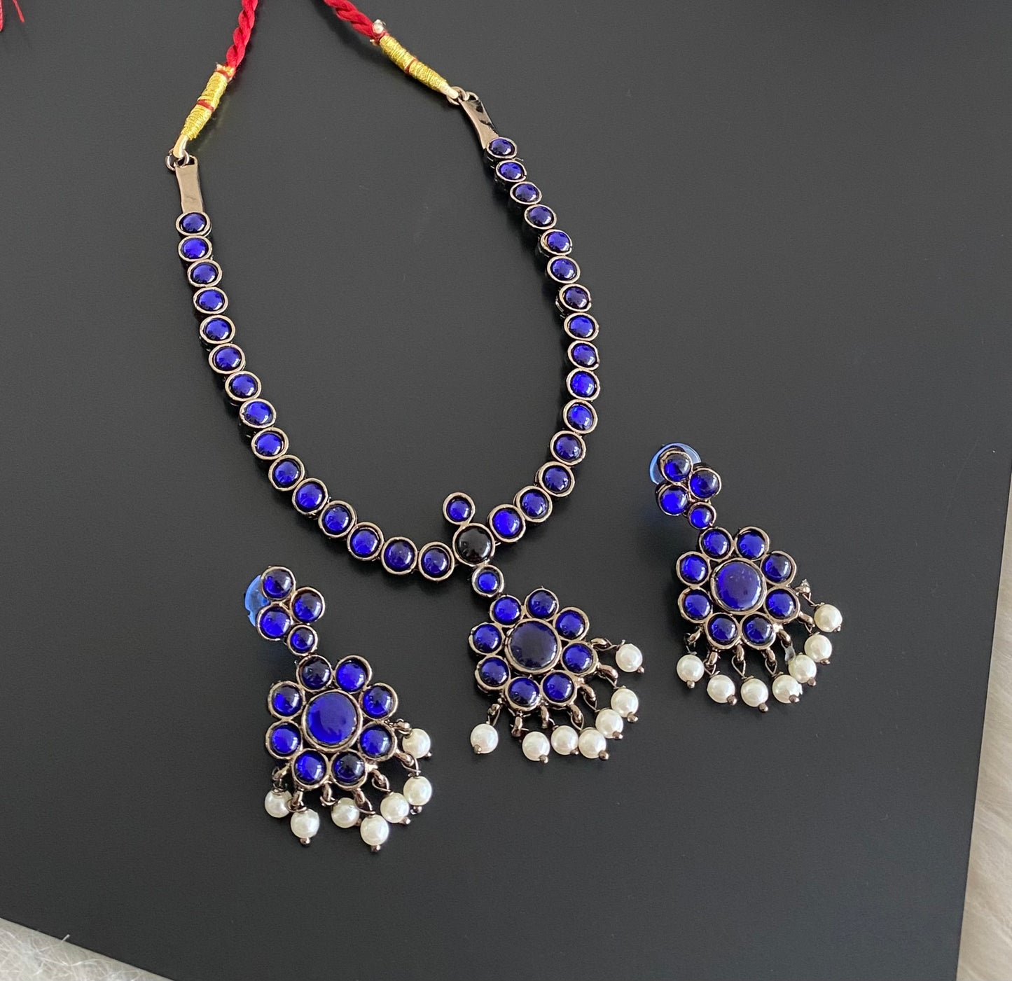Black finish blue stone pearl necklace set dj-54619