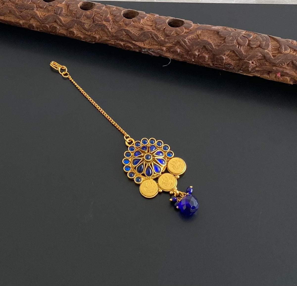 Gold tone blue stone lakshmi coin tikka dj-54793