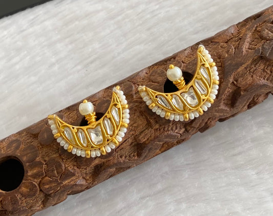 Gold tone white pearl kundan jadau moon earrings dj-53556