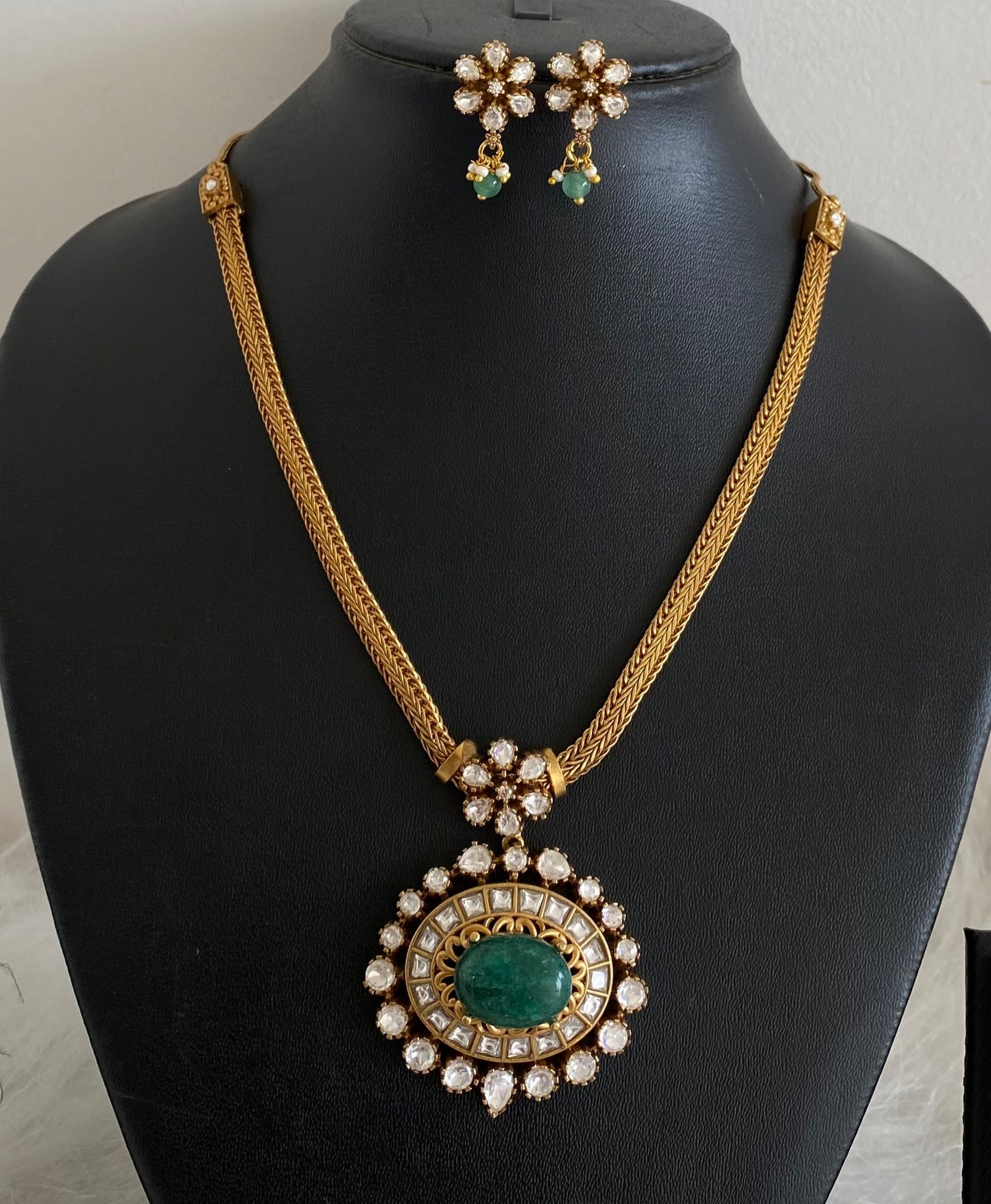 Antique gold tone white-green kundan jadau necklace set dj-54434