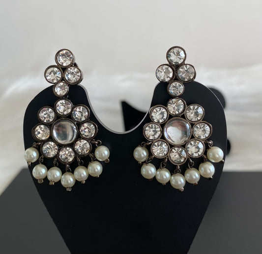 Black finish precious white stone pearl flower earrings dj-54088
