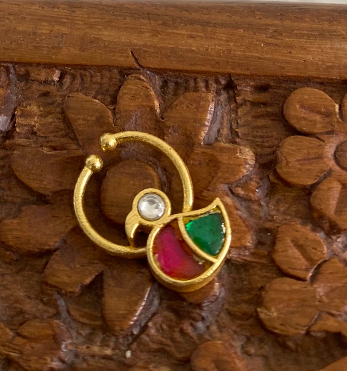 Gold tone kundan jadau pink-green-white stone swan nose pin/bulakku dj-53736
