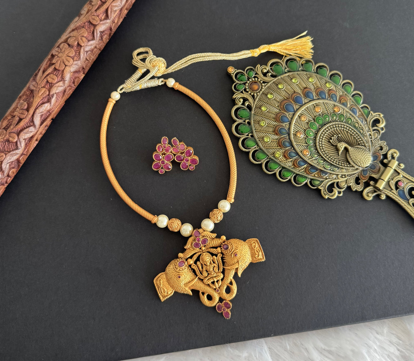 Matte finish ruby Lakshmi-Elephant necklace set dj-52096