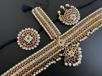 Gold tone precious kemp-green-white pearl head set with sun moon dj-52526