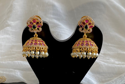 Antique gold tone kemp-green-white stone pearl jhumkka dj-55092