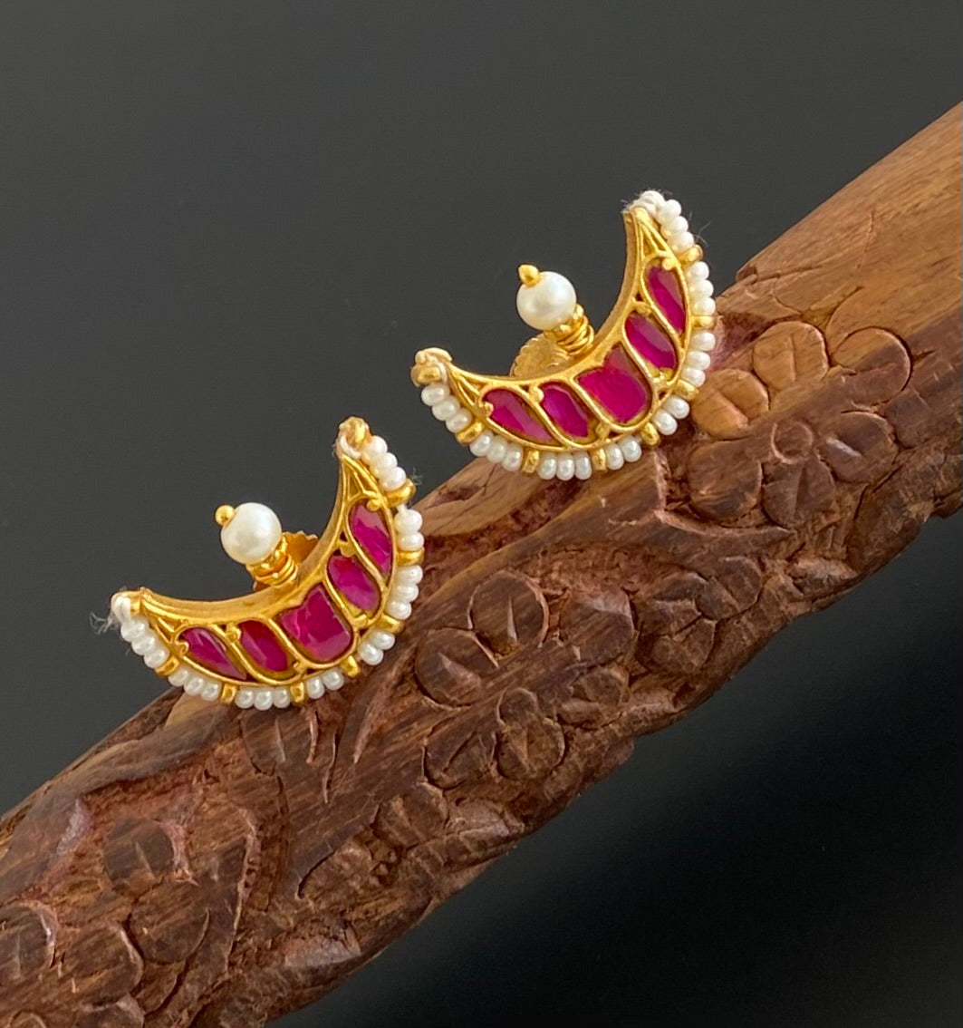 Gold tone pink pearl kundan jadau moon earrings dj-53554