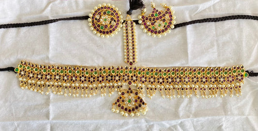 Gold tone precious kemp-green-white pearl mango tikka/head set dj-50525