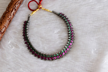 Black finish precious kemp-green necklace dj-51765