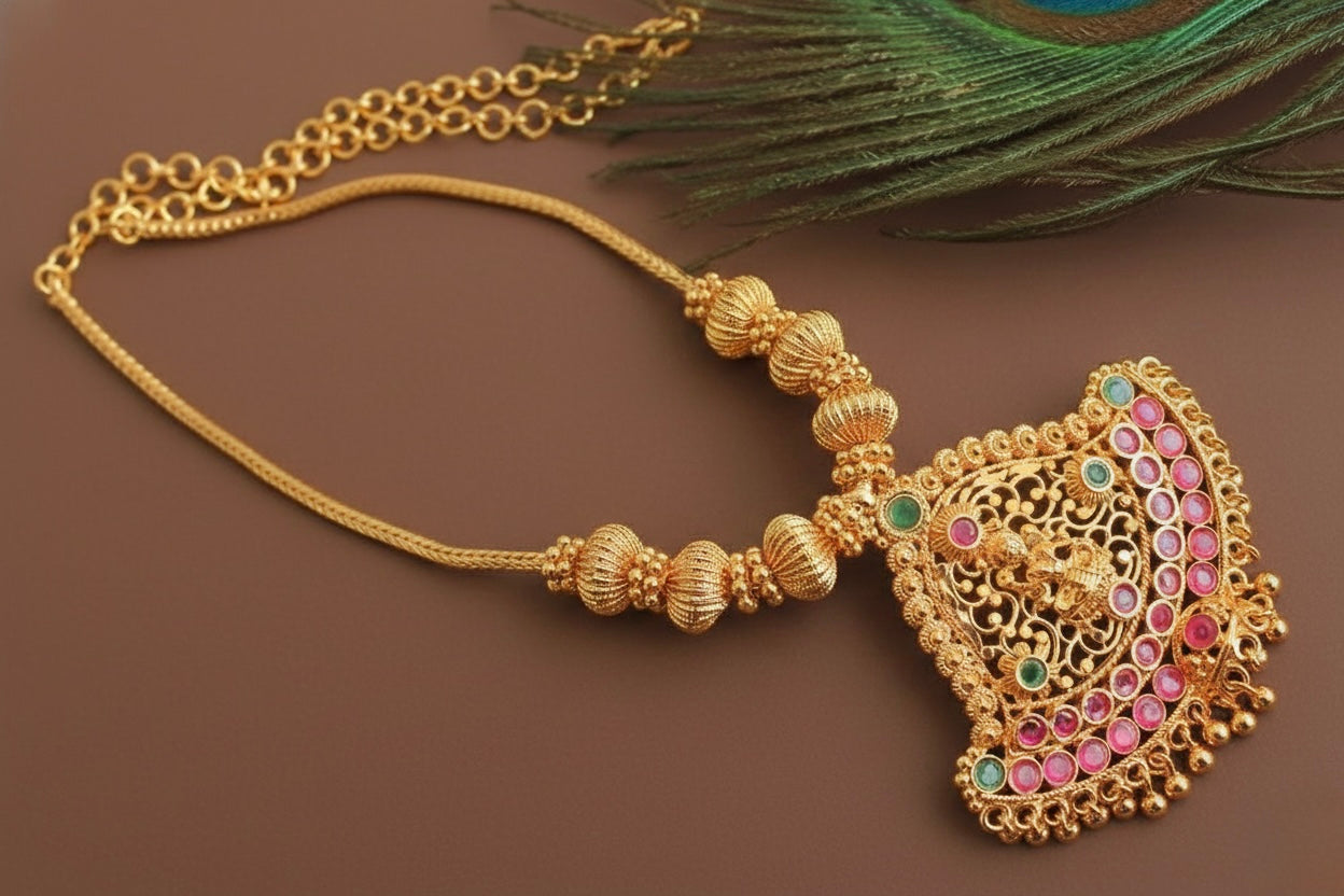 Gold tone ruby-green Lakshmi kodi necklace DJ26003