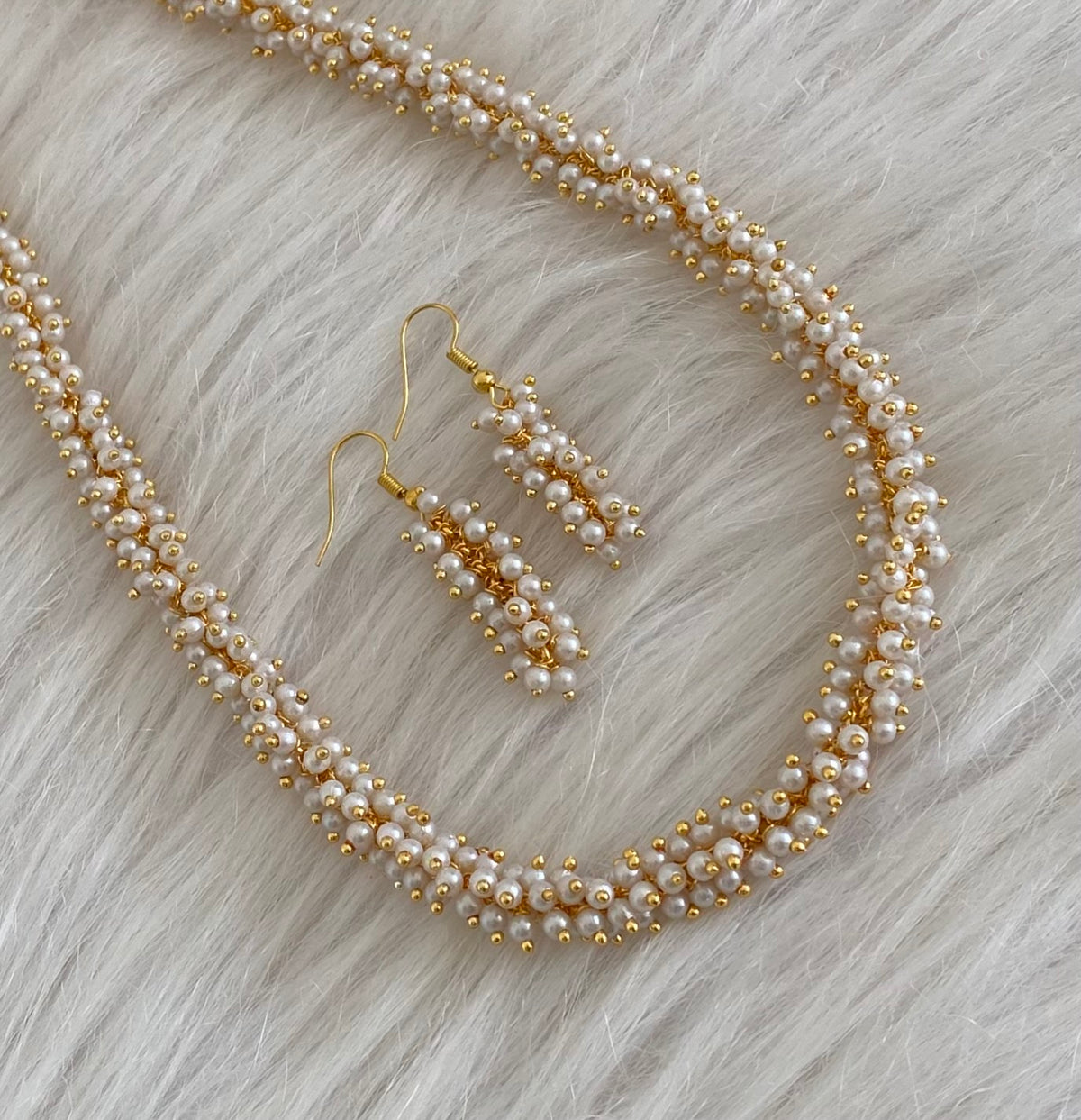 Gold tone pearl cluster necklace set dj-54971