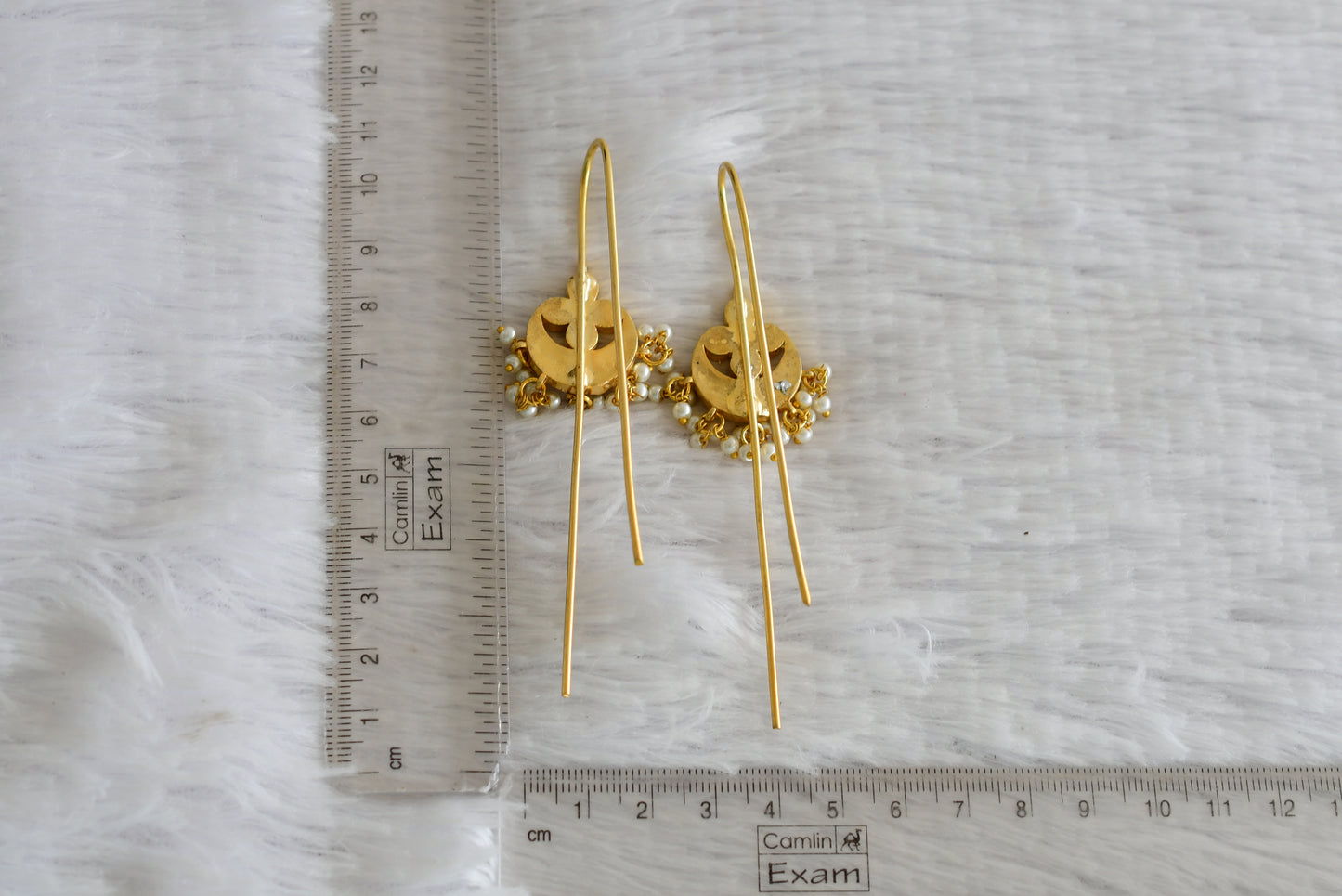 Gold tone pink-green-white kundan jadau bali bugadi needle earrings dj-52457