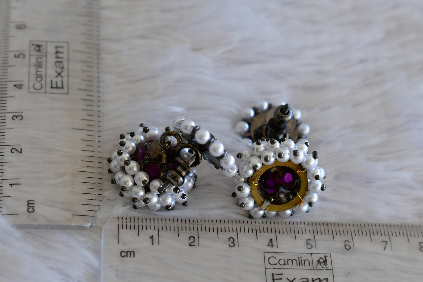 Black finish precious kemp-green pearl jhumkka dj-52521