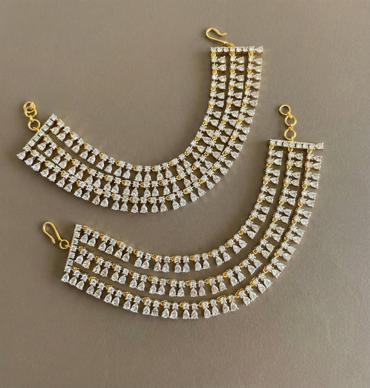 Two tone cz white stone triple layer ear side chain dj-51360