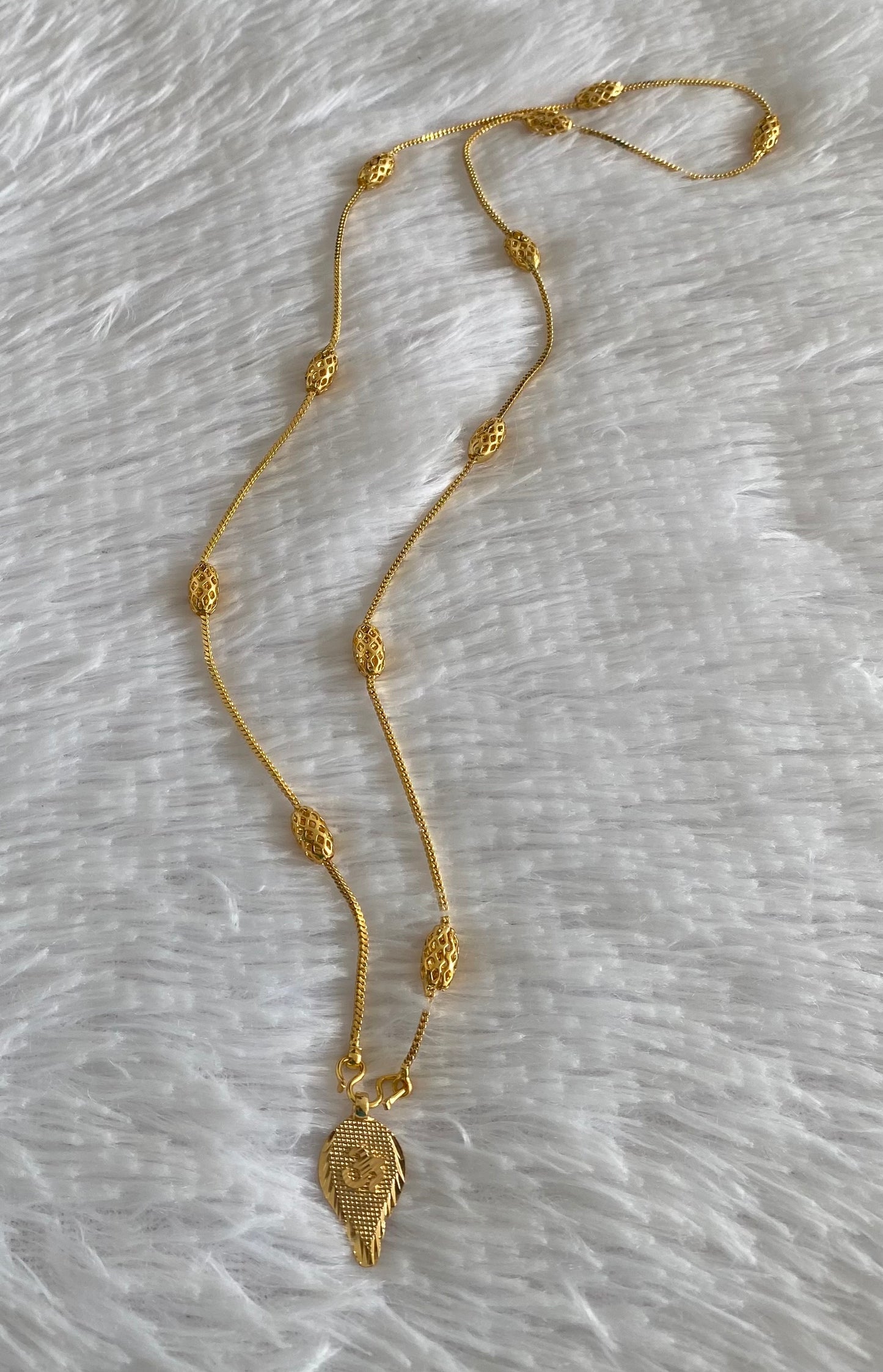 Gold tone 24 inches chain with om pendant dj-54386