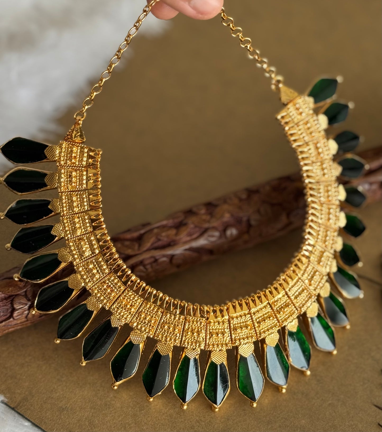 Gold look alike green-pink kerala style nagapadam big necklace dj-51720