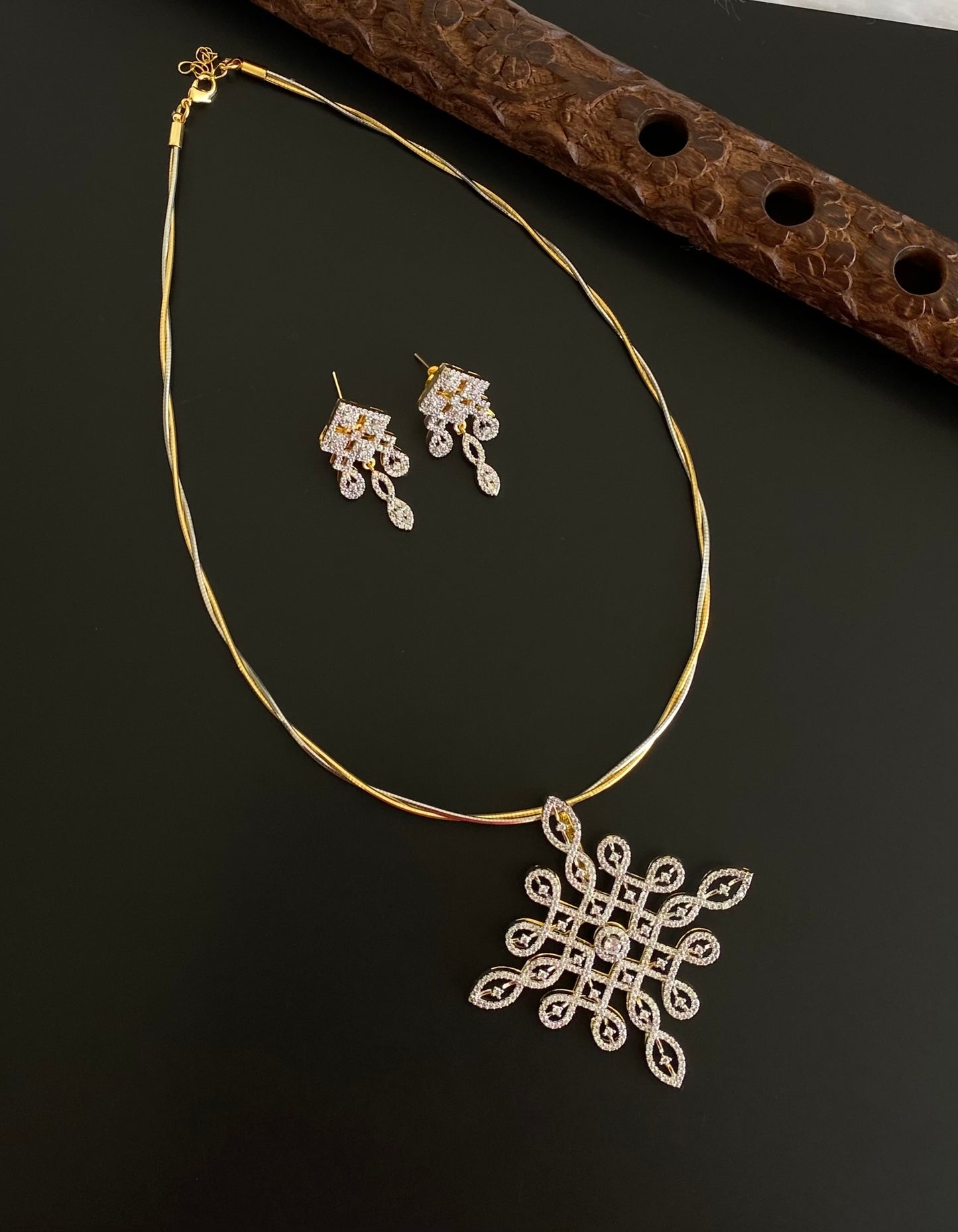 Two tone cz rangoli pendant set with kanti necklace dj-54002