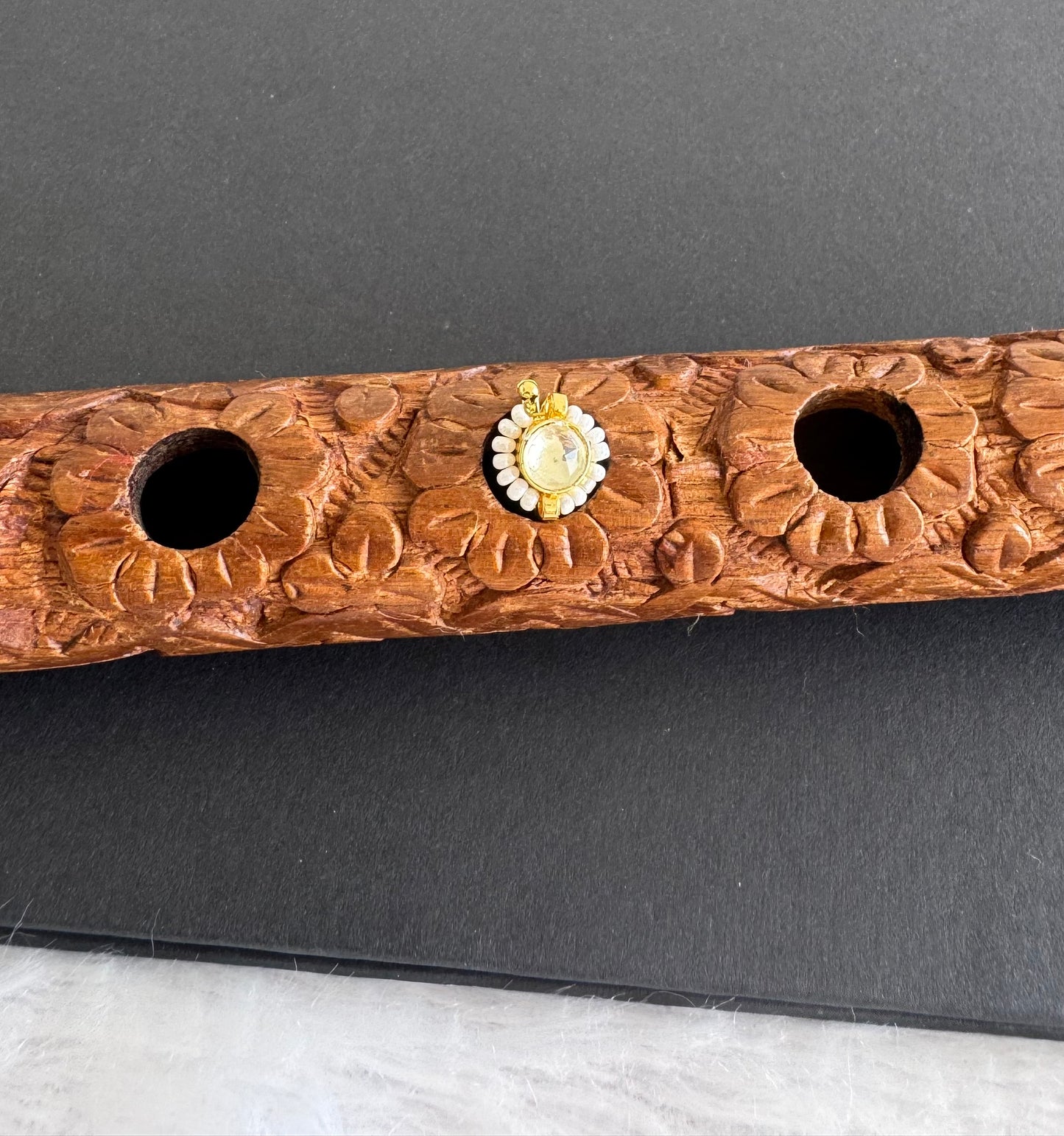 Gold tone white pearl round kundan jadau flower Nose Pin Dj-51426