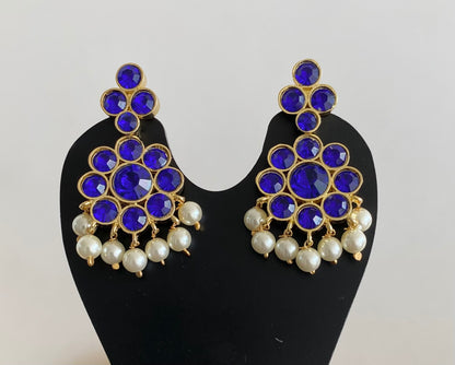 Gold tone AD dark blue stone pearl flower earrings dj-55138
