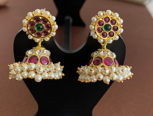 Gold tone precious kemp-green-white stone pearl jhumkka dj-53219