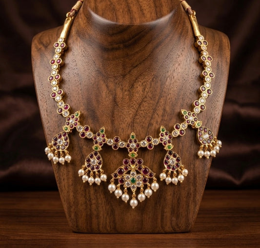 Gold tone precious kemp-green-white pearl necklace dj-53234