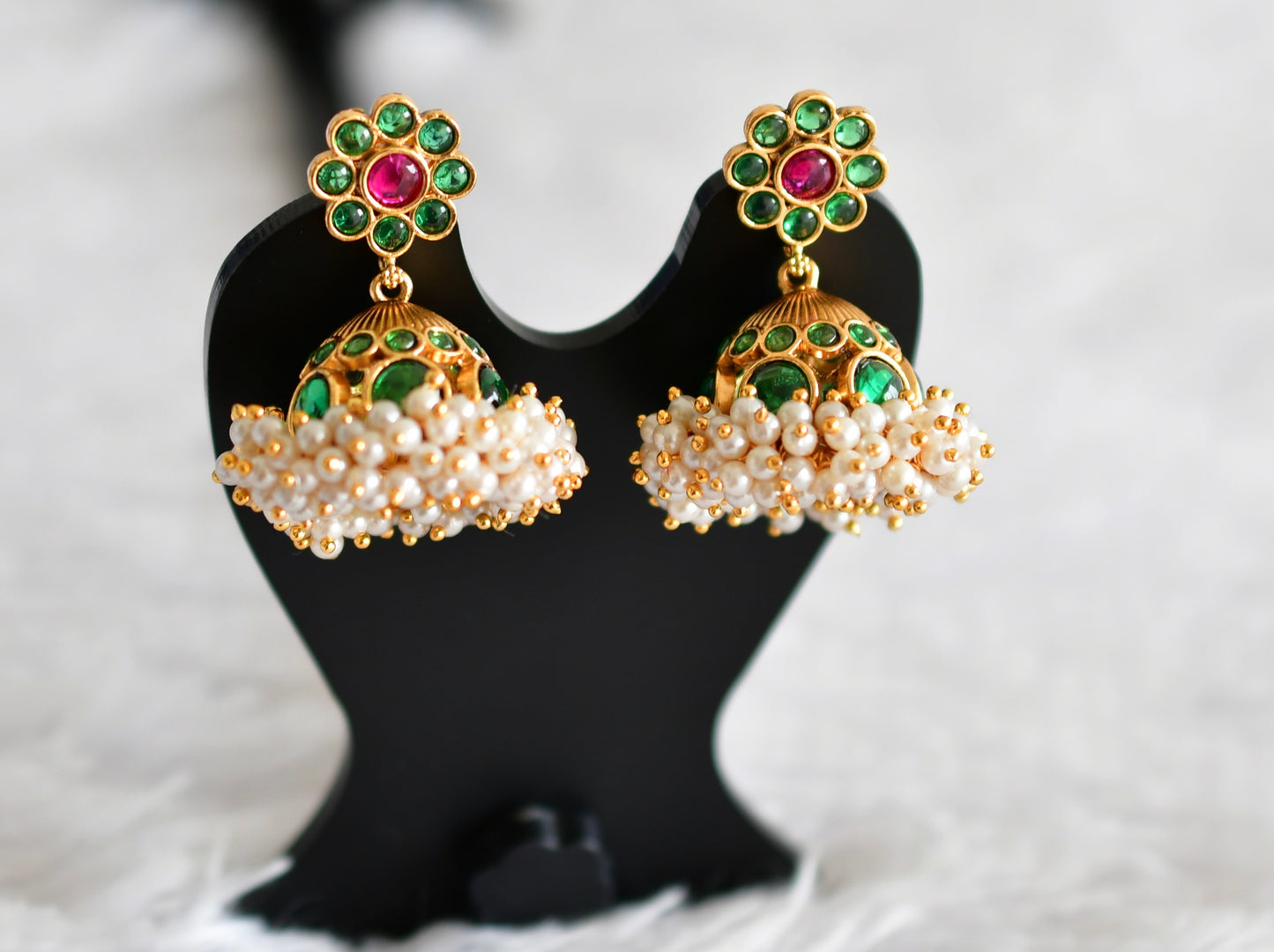 Matte finish green-kemp pearl cluster flower jhumkka dj-51859