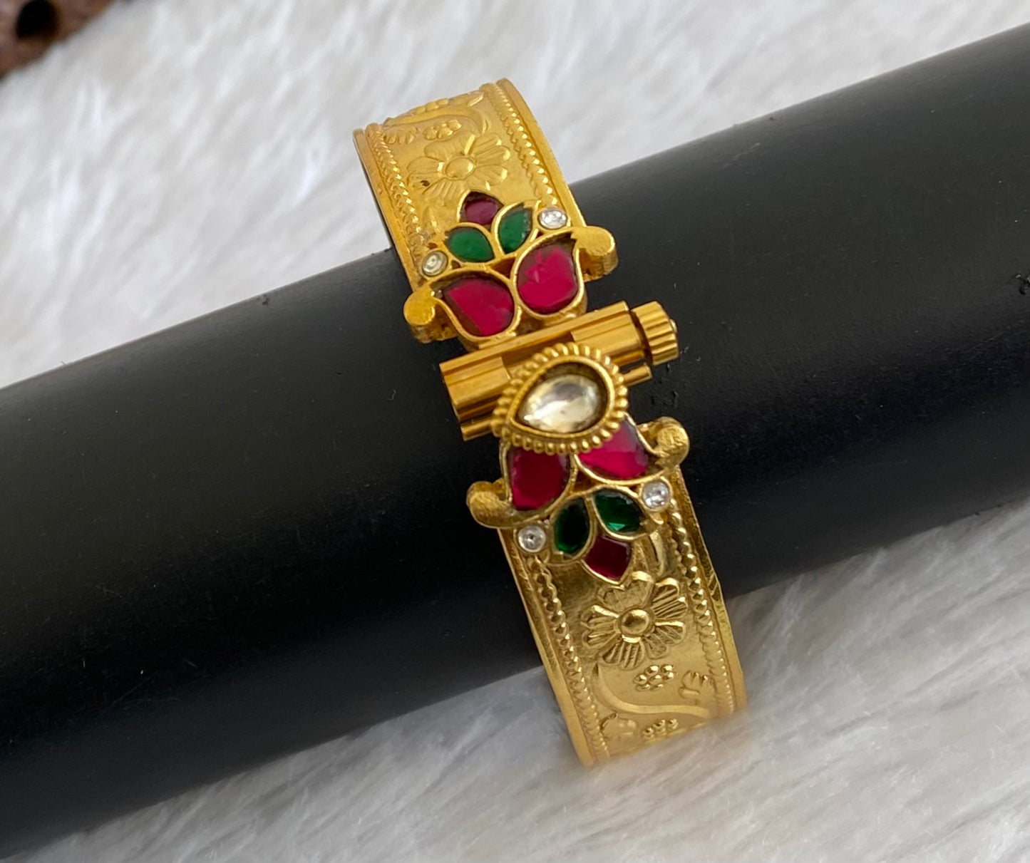 Matte finish pink-green-white Kundan jadau flower screw type kada(2.6) dj-53509