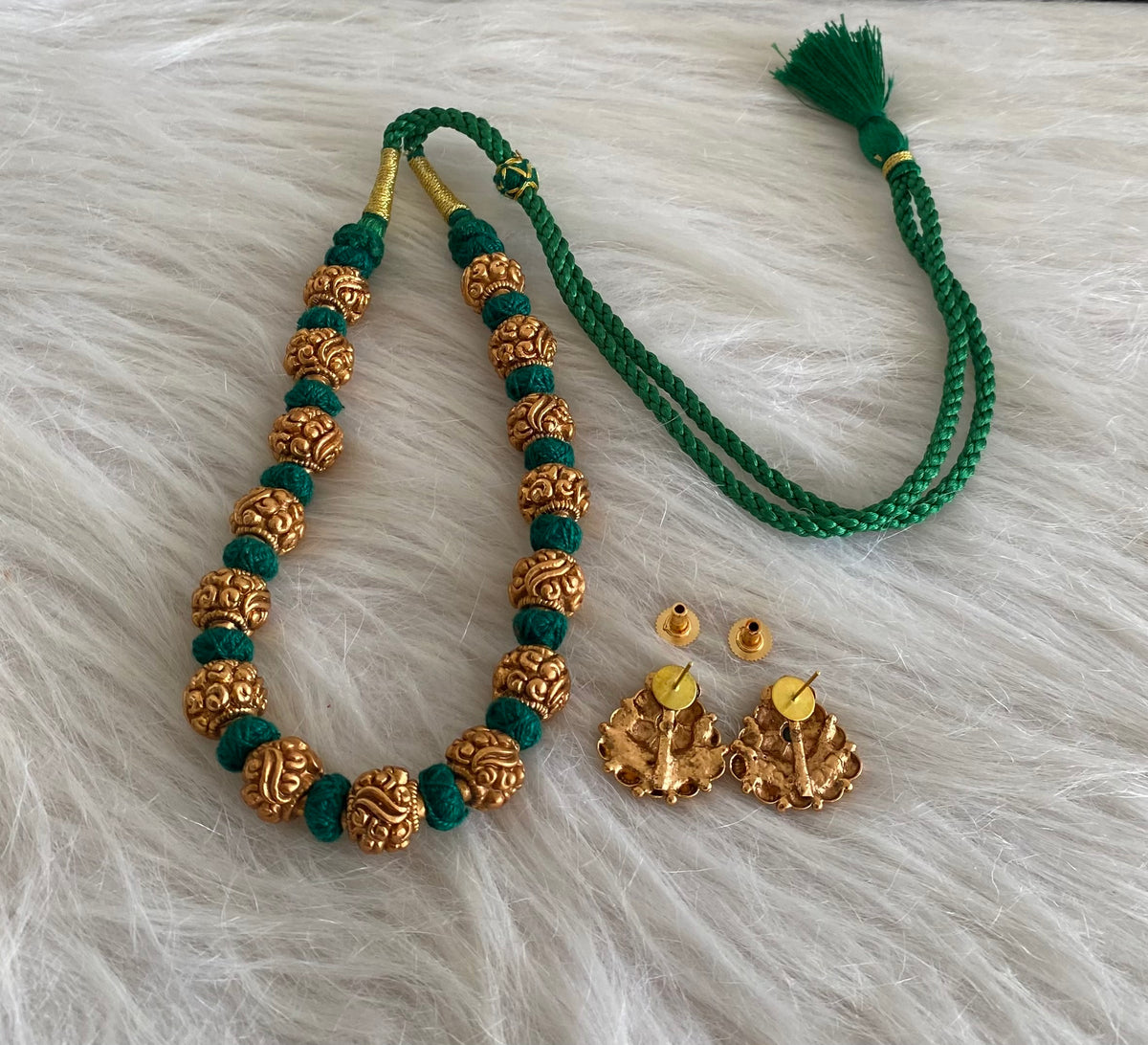 Antique gold tone green thread nakshi beaded necklace set dj-54958
