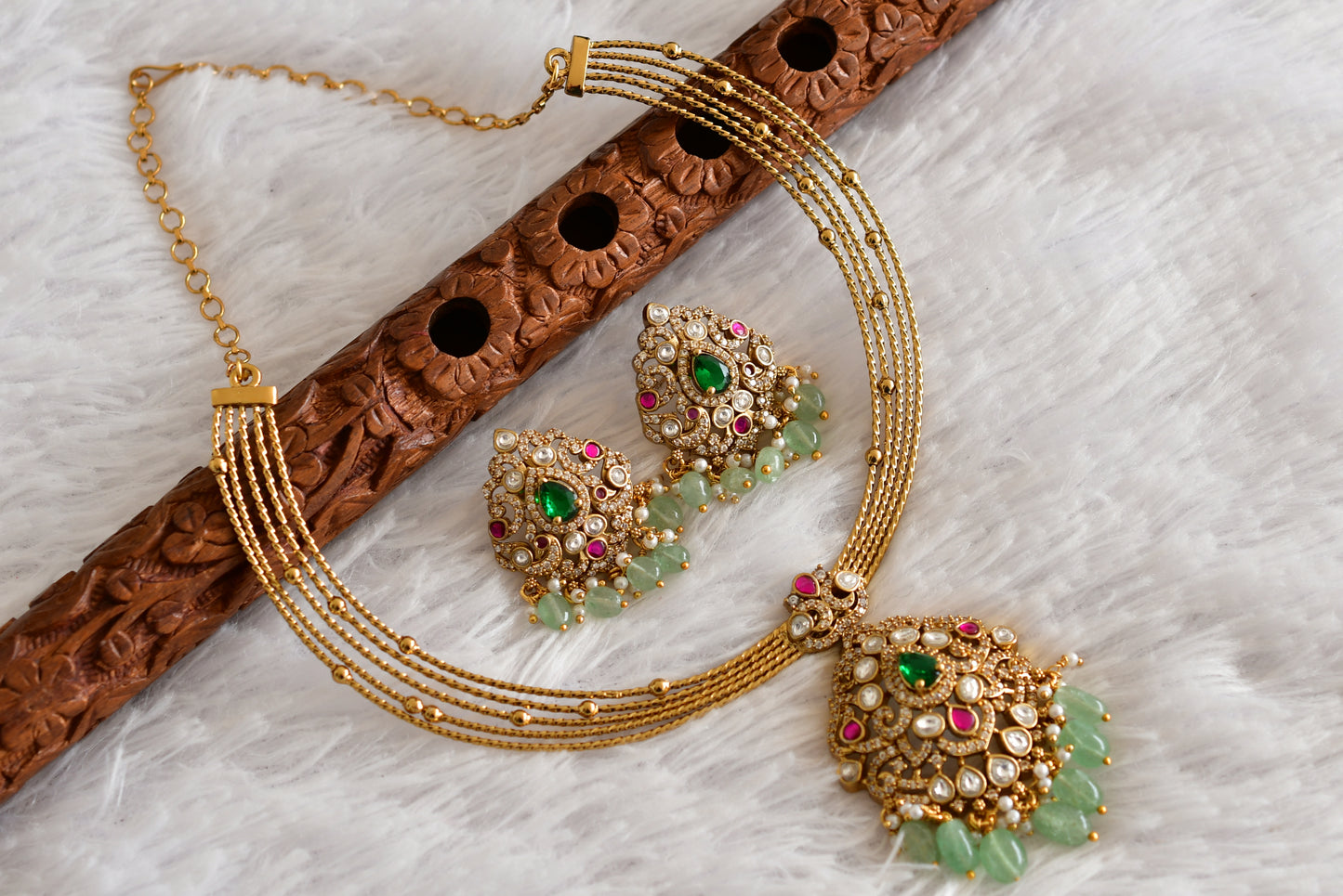 Antique gold tone pink-green kundan jadau kante necklace set dj-52422