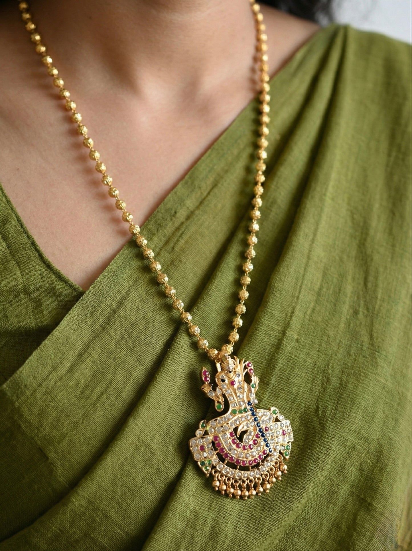 Gold tone 24 inches chain with AD Kamakshi pendant set dj-52634