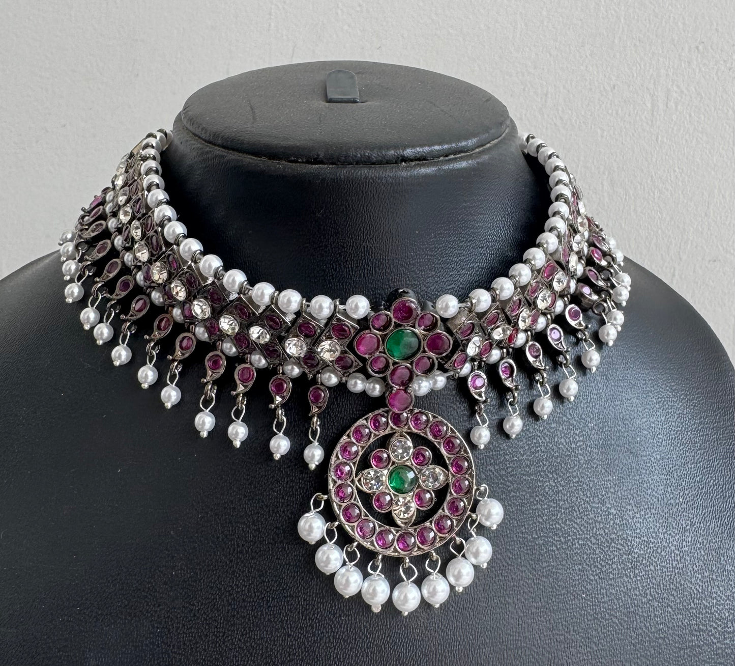 Black finish precious kemp pearl attigai/necklace dj-51032