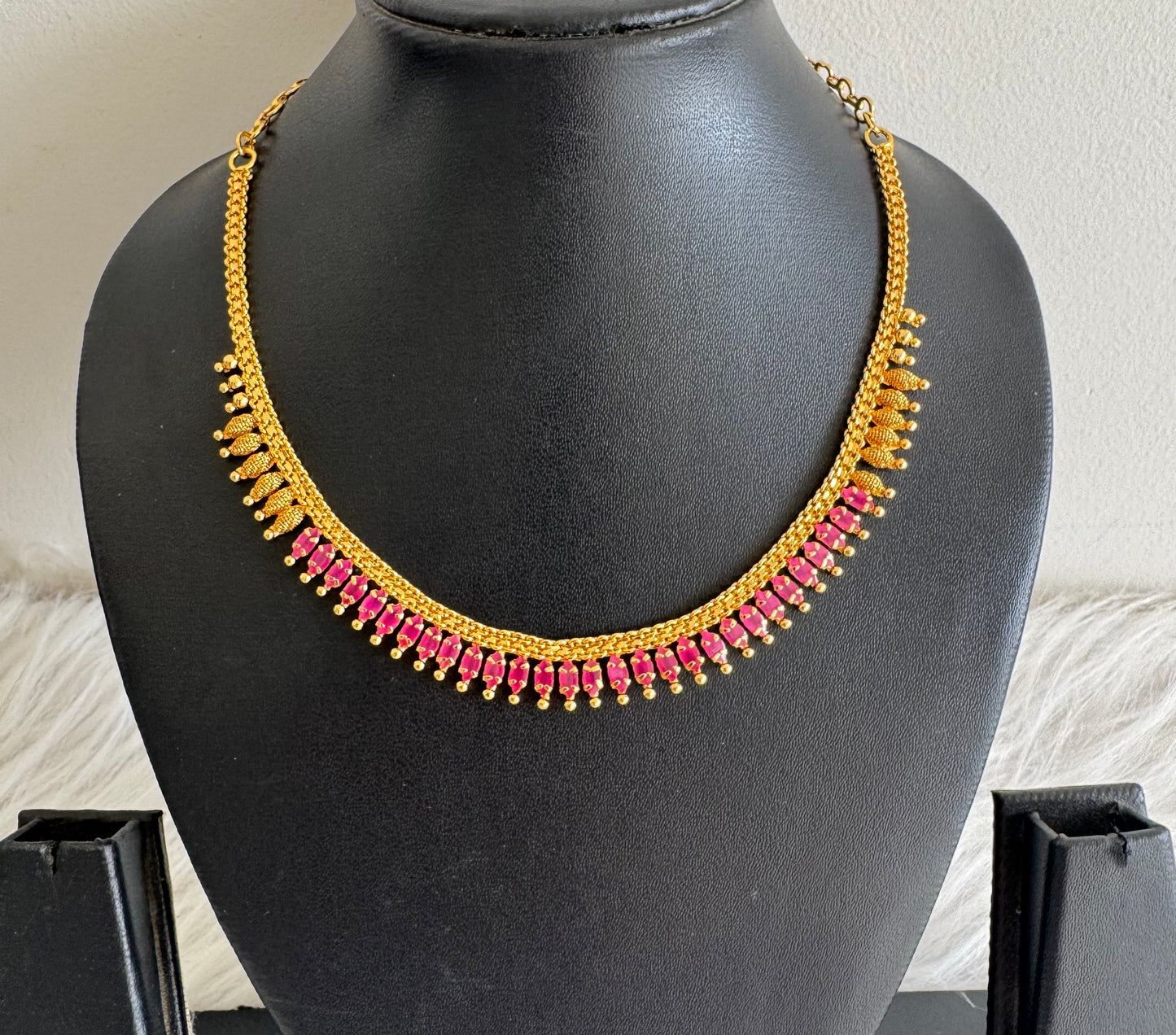 Gold tone ruby stone necklace dj-51324