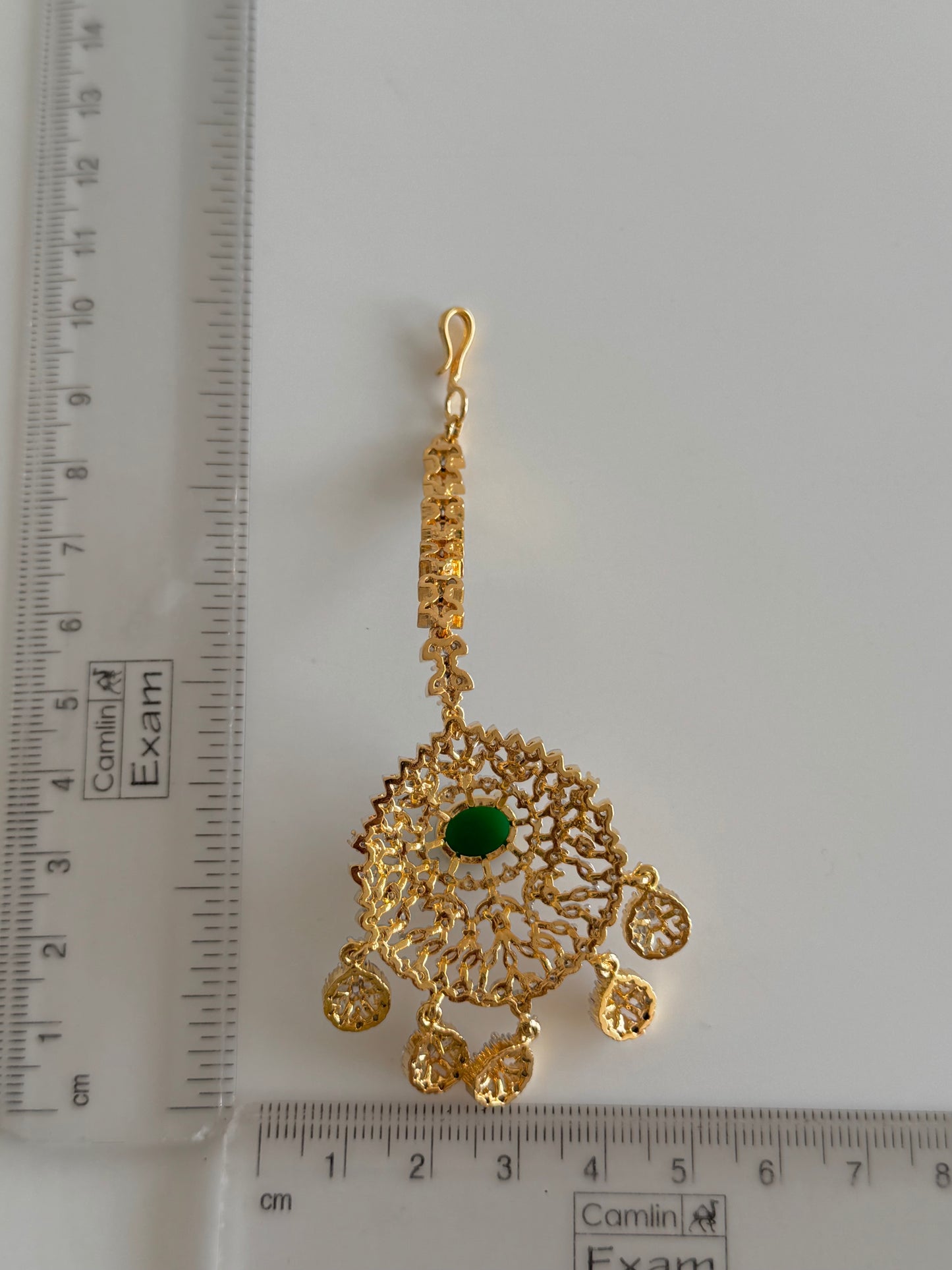 Two tone cz-emerald oval stone tikka dj-51367