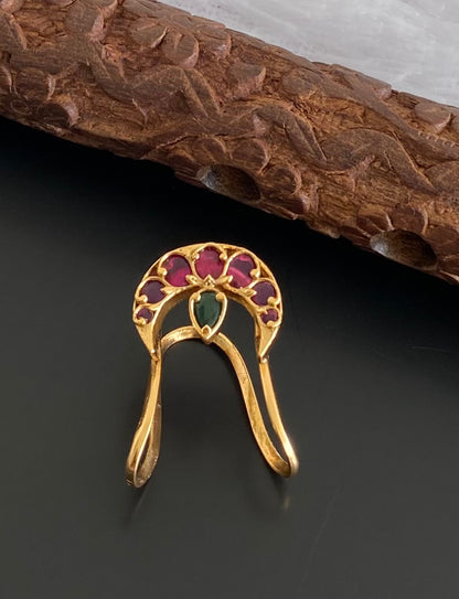 Matt finish kemp-green vanki style finger ring dj-53675