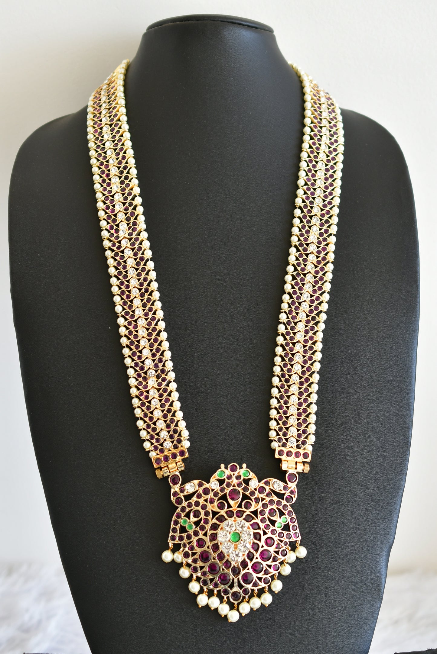 Gold tone precious kemp-green white pearl peacock haar Dj-52527