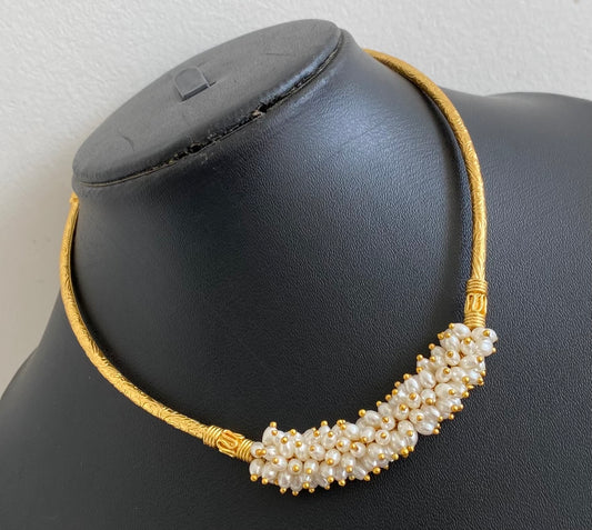 Gold tone hand made necklace dj-54084