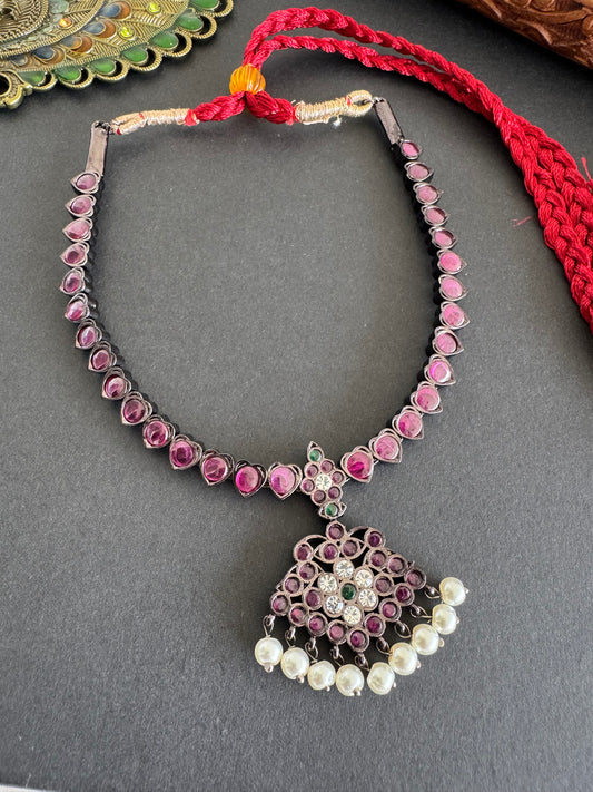 Black finish precious kemp-green pearl attigai/necklace dj-52284