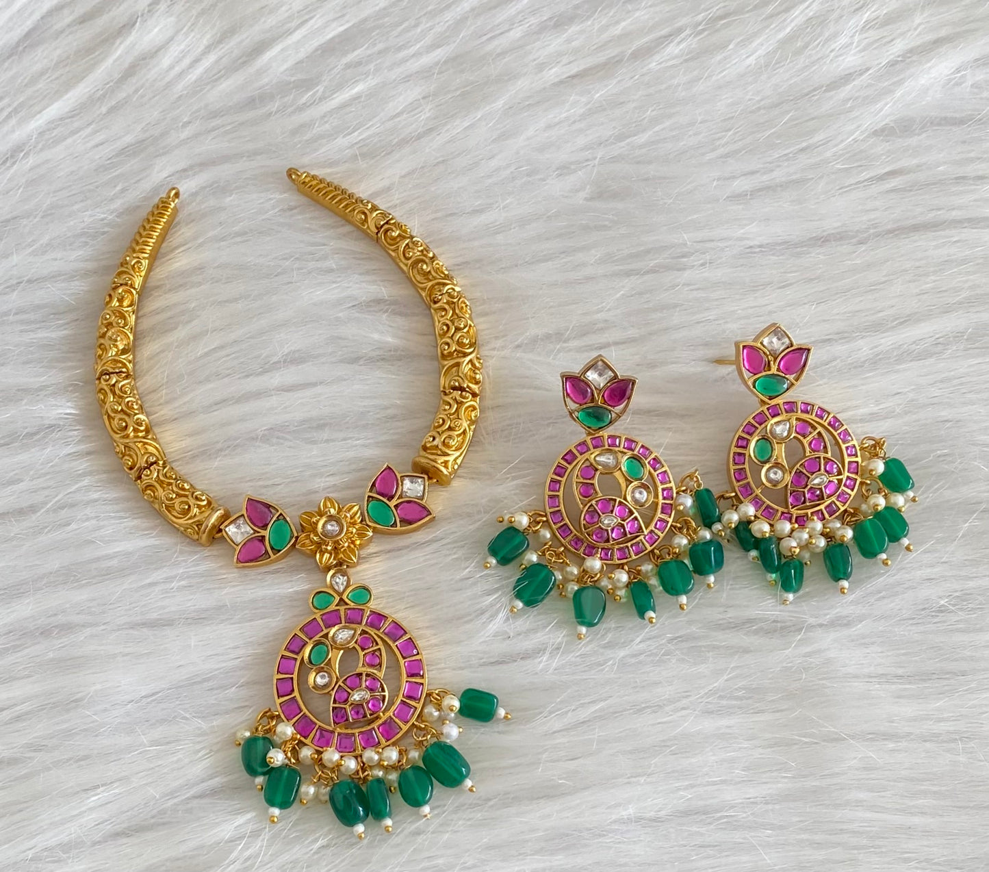 Antique gold tone kante kundan jadau green beaded peacock necklace set dj-54076