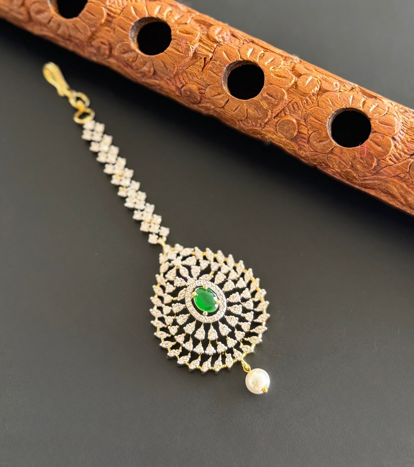 Two tone cz-emerald thilak stone tikka dj-51364