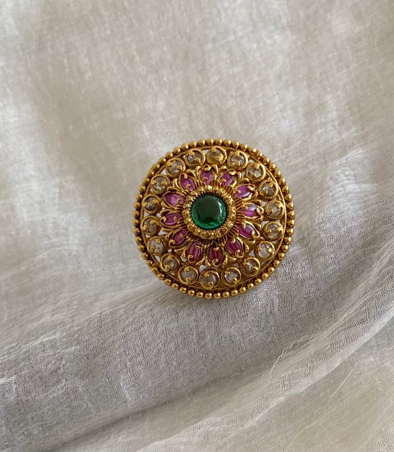 Antique gold tone pink-green-white big round flower finger ring dj-54332
