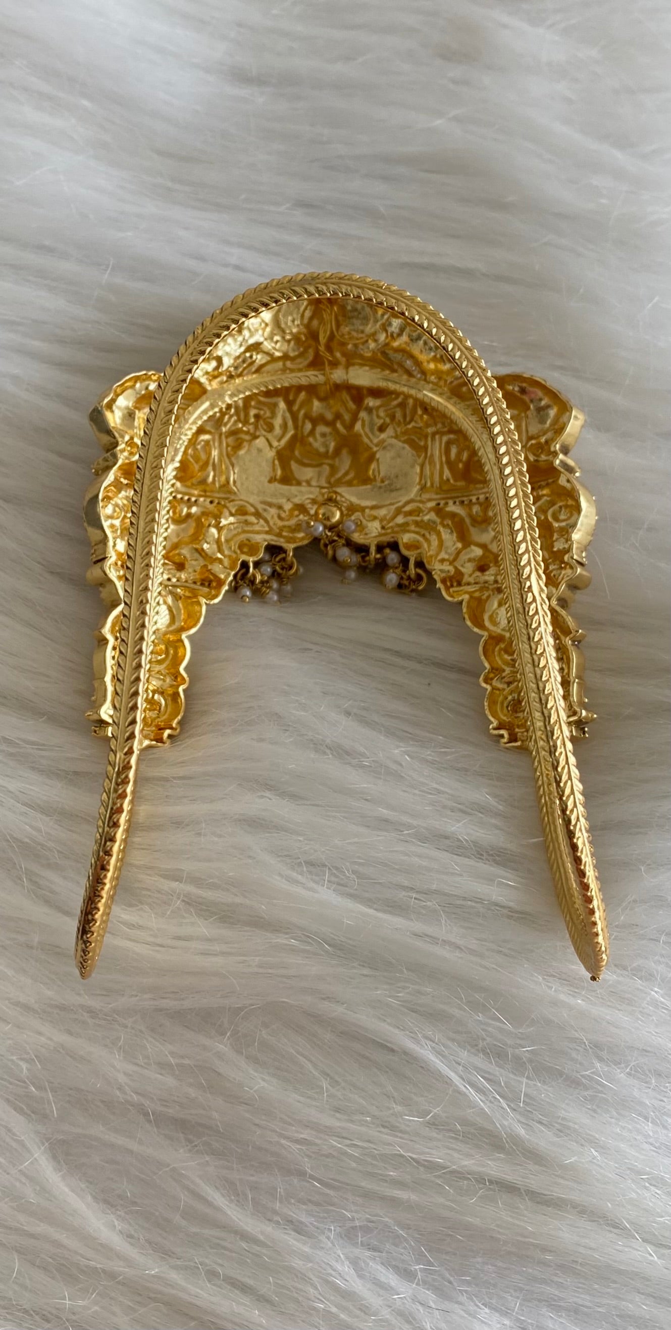 Antique gold tone kemp-green-white lakshmi peacock elephant vanki/bajuband dj-54474