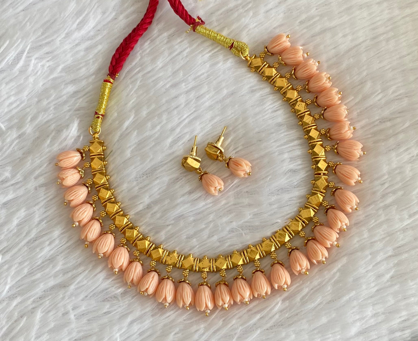 Antique gold tone peach colour tulip beaded necklace set dj-54370