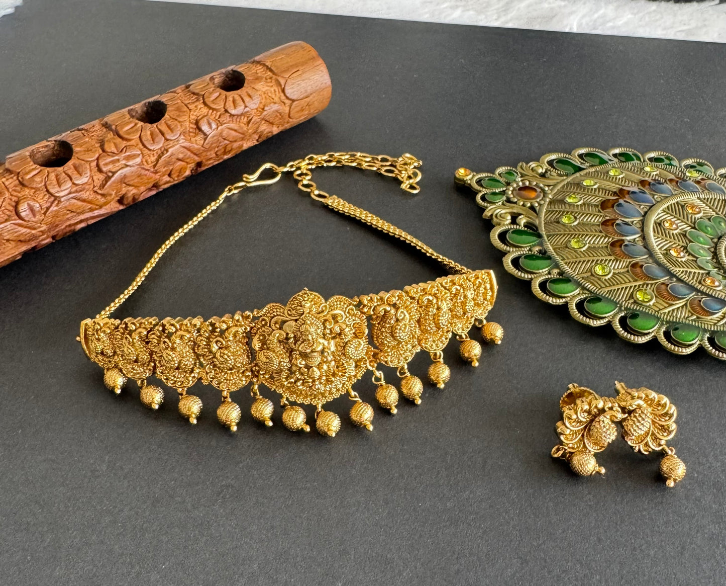 Antique gold tone Nakshi lakshmi peacock choker necklace set dj-52142
