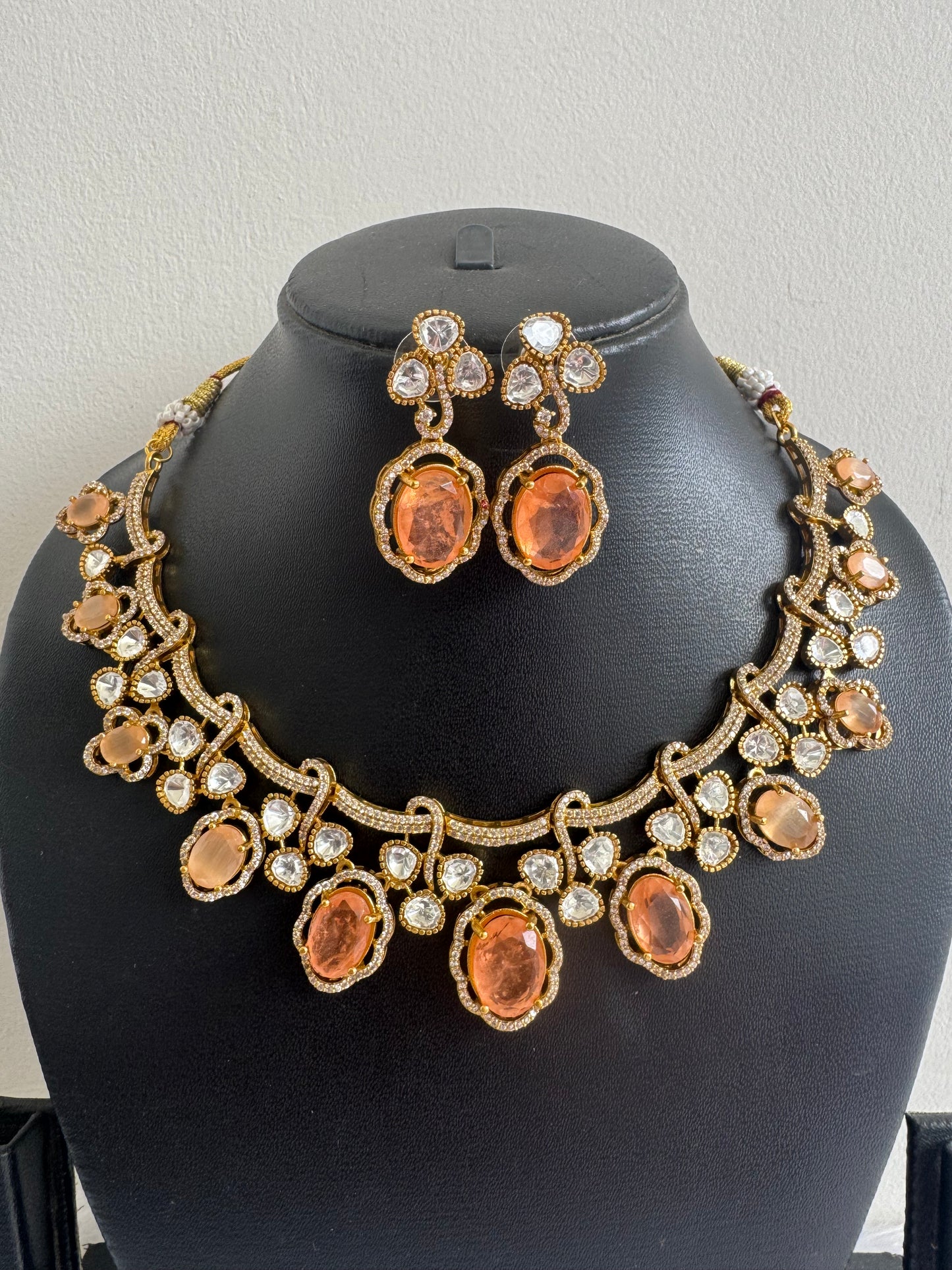 Antique gold tone cz peach moissanite necklace set dj-51068