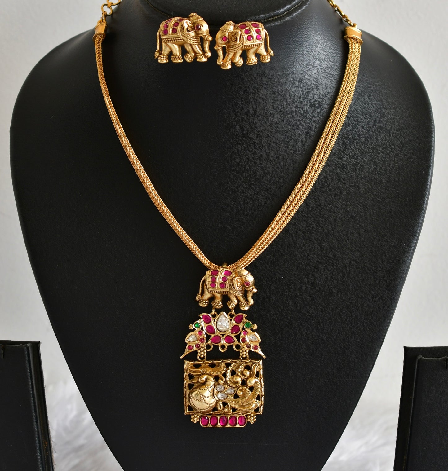 Antique gold tone pink-green elephant jadau necklace set dj-51833