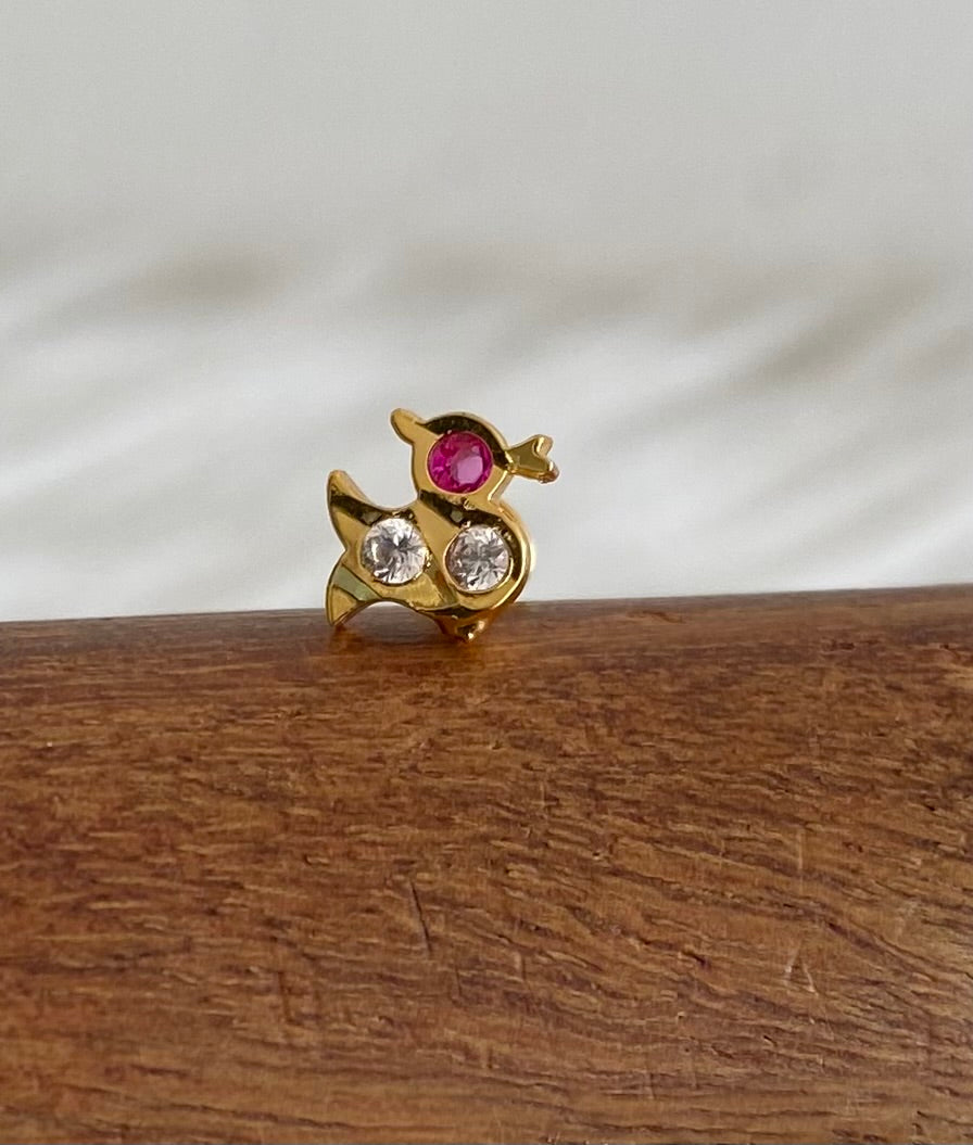 Gold tone pink-white stone small swan nose pin dj-53733