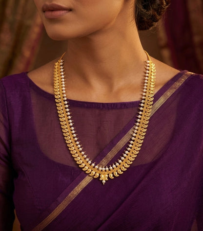 Gold tone kerala style mango pearl short haar dj-54530