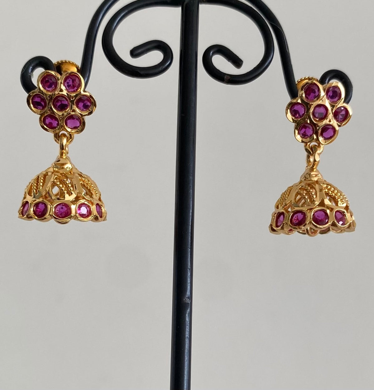 Gold tone ad rani pink stone jhumkka dj-54897