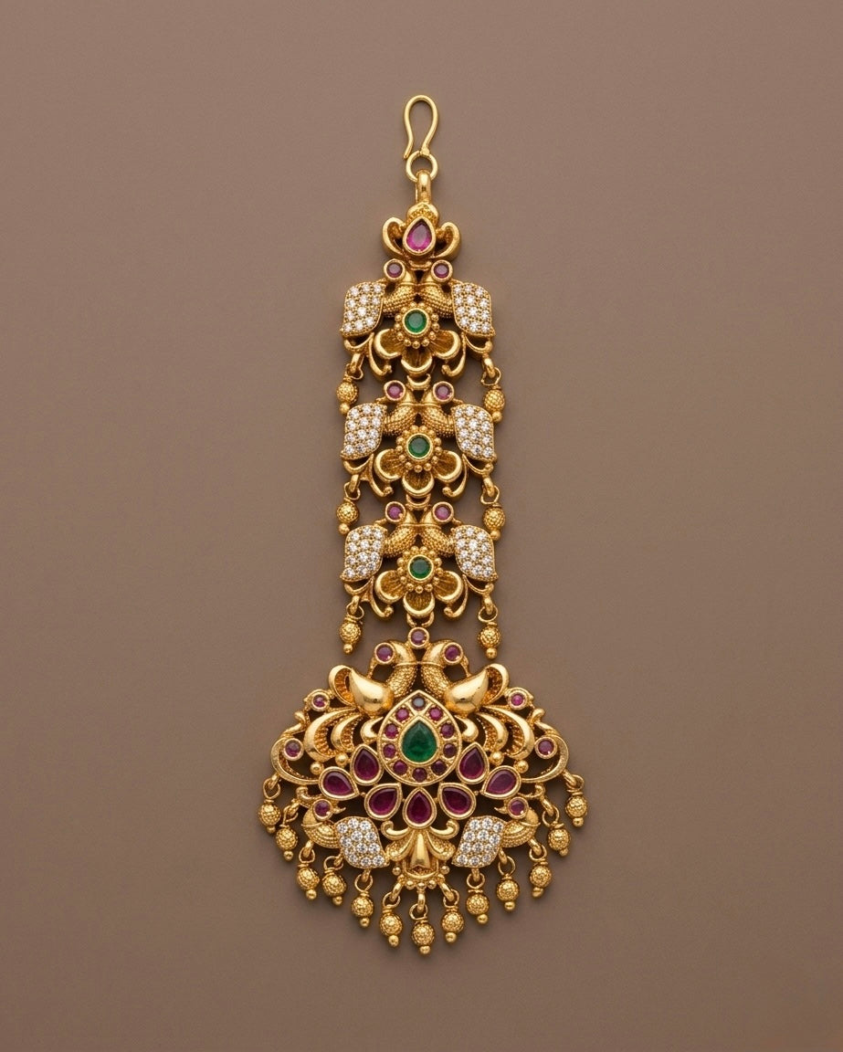 Antique gold tone kemp-green white stone peacock tikka dj-47730